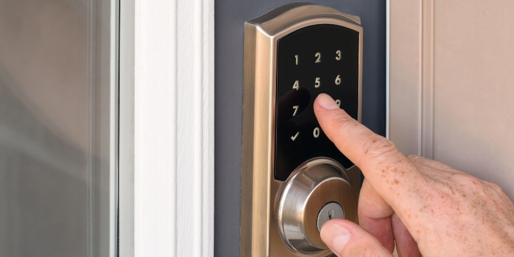 Smart Door Lock vs Traditional Door Lock: Which Is More Secure?