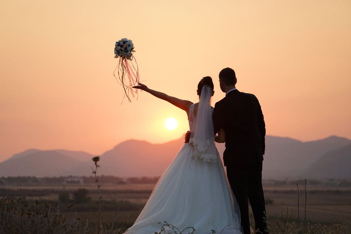 Top 7 Mistakes Couples Make With Their Wedding Photography (And How to Avoid Them)