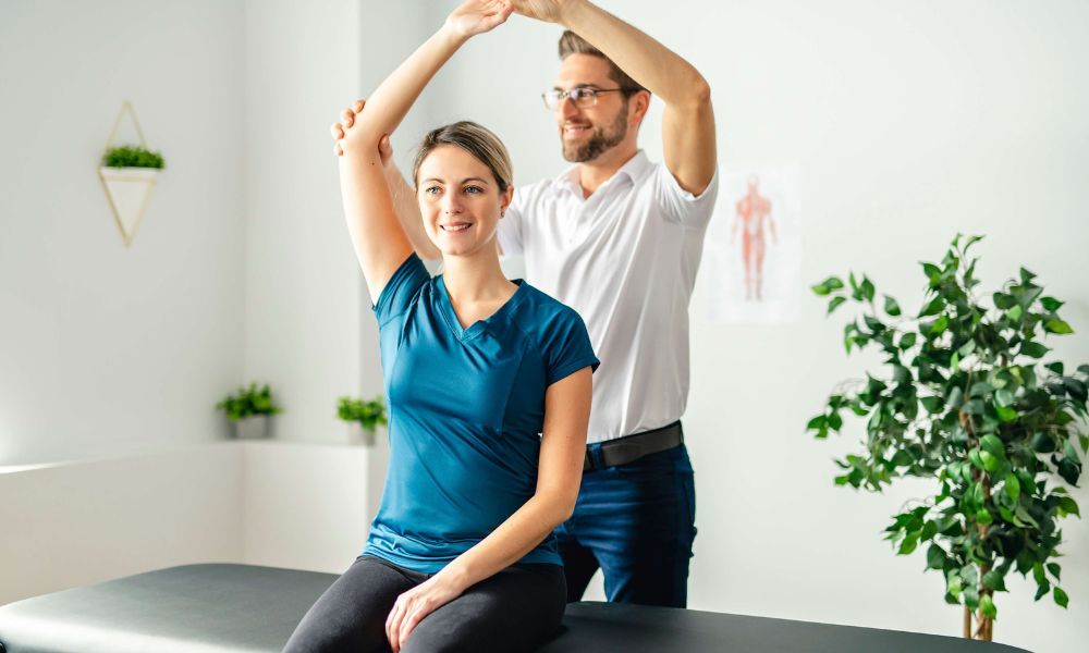 How Chiropractic Care Helps Spinal Curvature